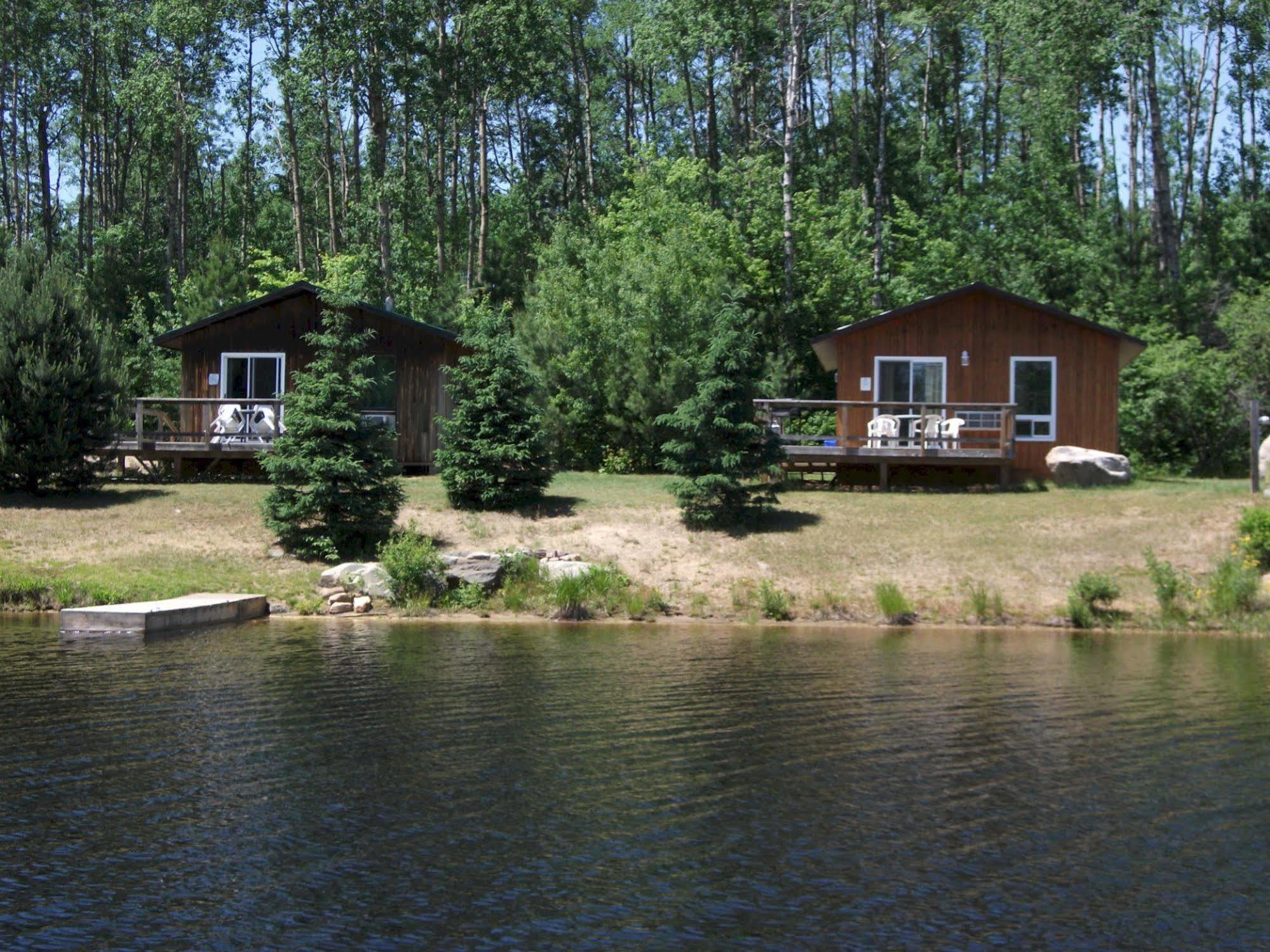 All Star Resort Madawaska ภายนอก รูปภาพ